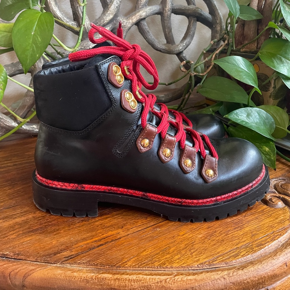 RARE Louis Vuitton Conquest Ankle Boot.